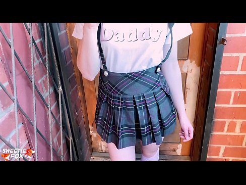 ❤️ Koolitüdruk imeb sügavalt oma riista ja kuratab klasside asemel. ️ Porno at et.niceporn.ru ❌